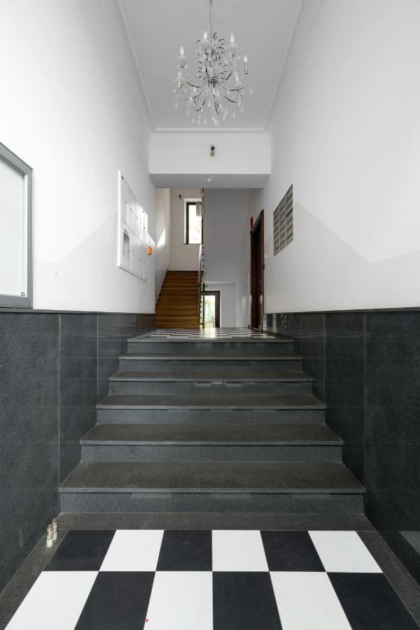 Discover Krakow Apartments - 5 Borowickiej St - Studio Next To Opera And Unity Centre Dış mekan fotoğraf