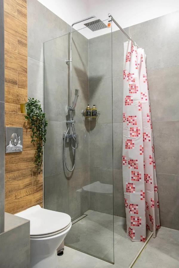 Discover Krakow Apartments - 5 Borowickiej St - Studio Next To Opera And Unity Centre Dış mekan fotoğraf