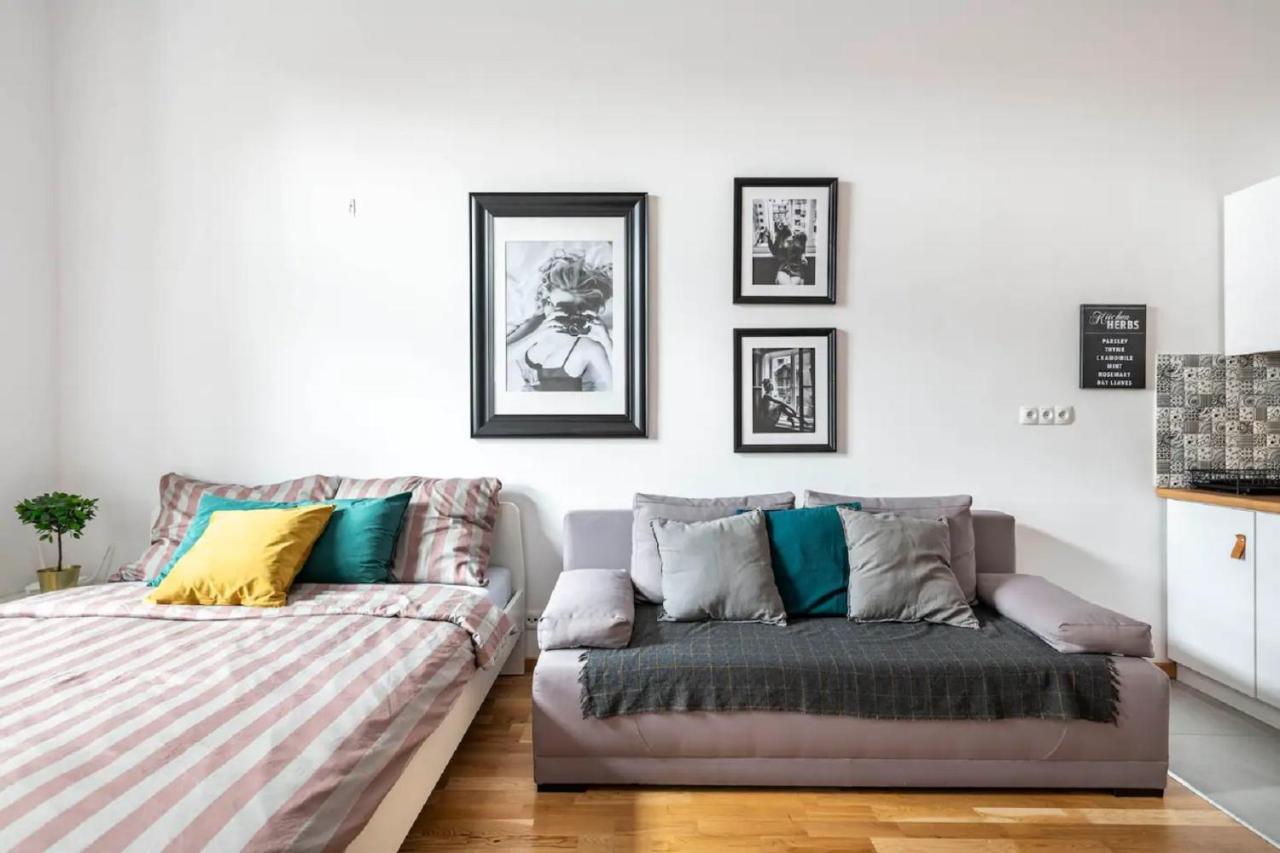 Discover Krakow Apartments - 5 Borowickiej St - Studio Next To Opera And Unity Centre Dış mekan fotoğraf
