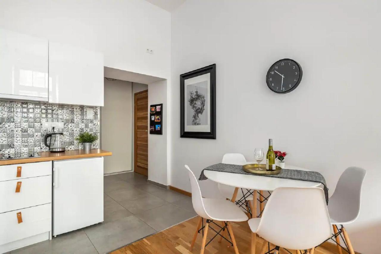 Discover Krakow Apartments - 5 Borowickiej St - Studio Next To Opera And Unity Centre Dış mekan fotoğraf